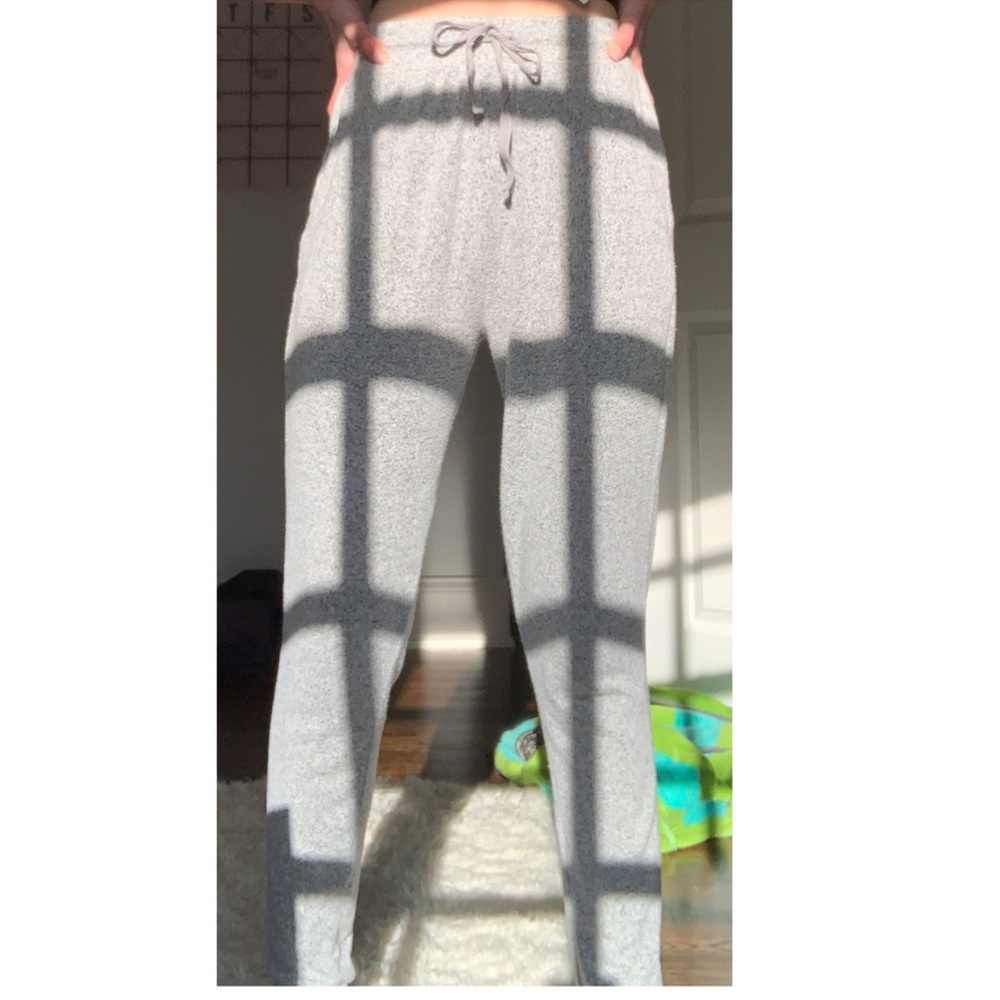 Grey and white sweatpants! <3